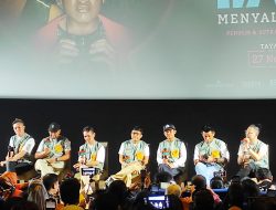 Film AGAK LAEN: MENYALA PANTIKU! Rilis Official Trailer Bukan Prekuel, Bukan Sekuel: Pecah Komedi dan Dramanya!